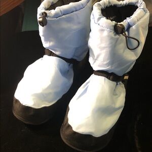 Bloch adult dancer warm up boots Large like new